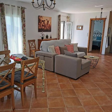 Casa Ayo Guest House Фригиляна Екстериор снимка